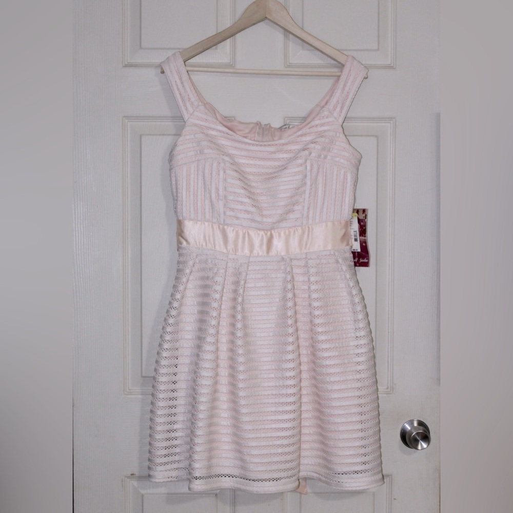 EMERALD SUNDAE Junior Mesh Blush Mini Sleeveless Party Dress with Satin Bow